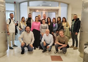Новинари косовских редакција на српском и албанском језику посетили УНС